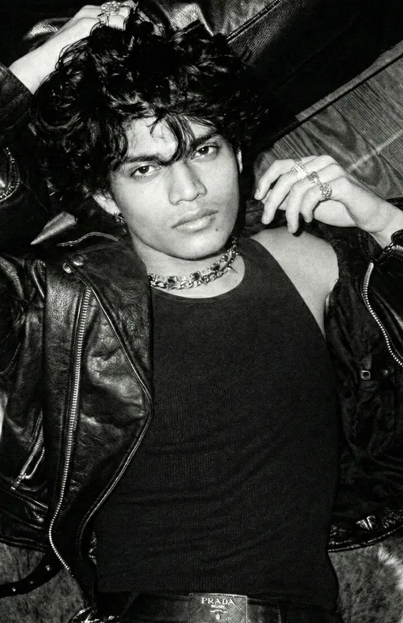 1990s vibe ULTRA-REALISTIC 8K PORTRAIT OF A STYLISH YOUNG MAN 